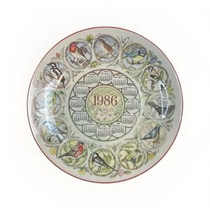 Wedgwood Vintage Calendar Ceramic Plate 1986 Garden Birds Etruria & Barlaston